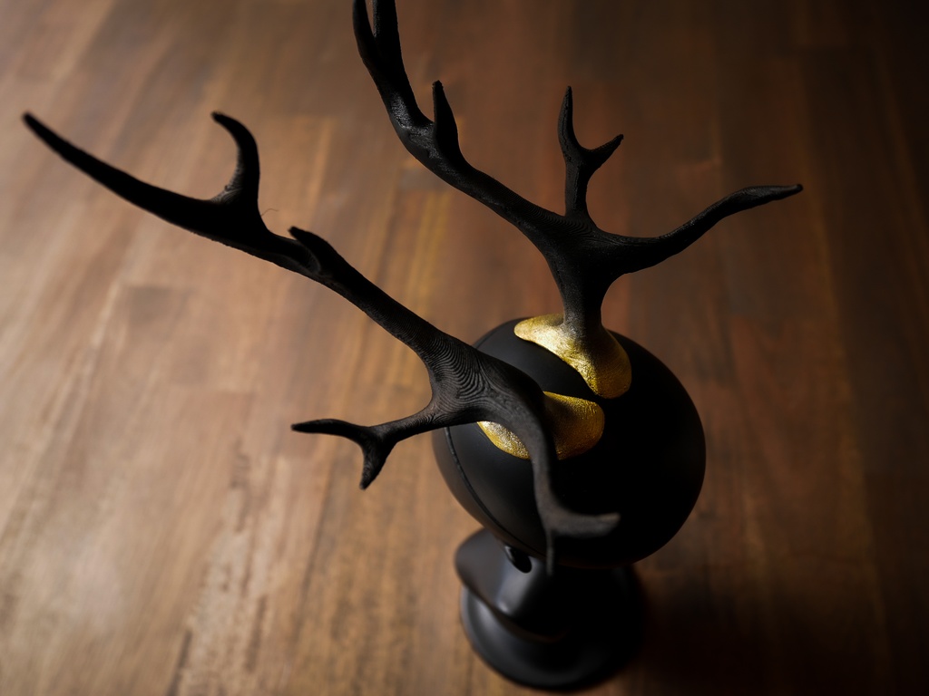 【終了】鹿角 ブラック×ゴールド(60cmドール用)