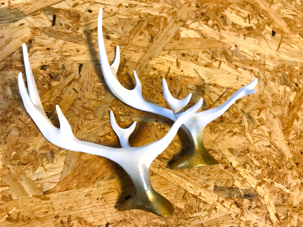 【終了】鹿角 ホワイト×ゴールド(60cmドール用)