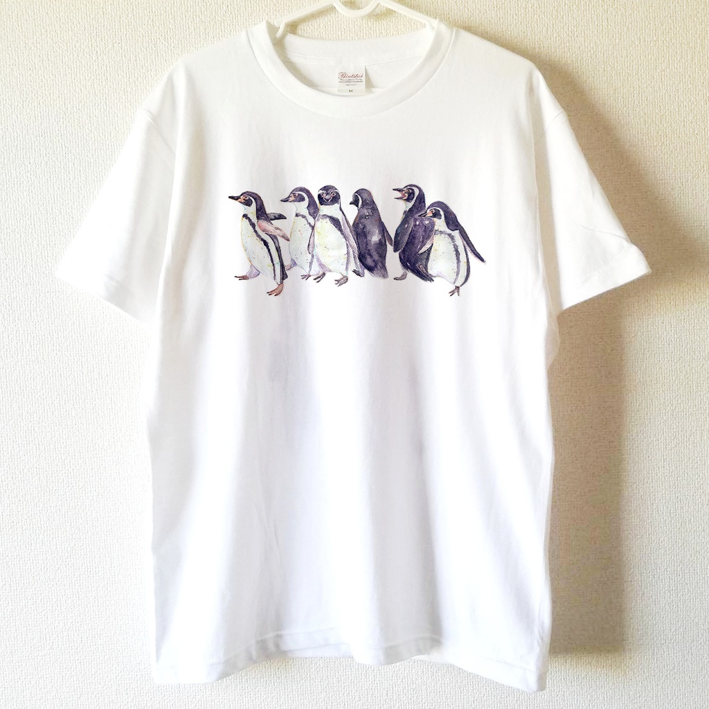 【送料無料】フンボルトペンギンのよちよちお散歩白Tシャツ～子供から大人までみんなで使える13サイズ～