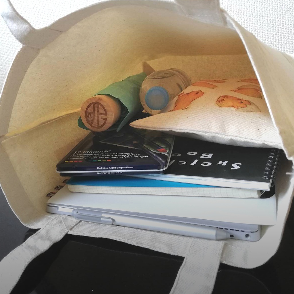 【送料無料・2サイズ】おめかしアオアシカツオドリのトートバッグ 絵本風水彩デザイン