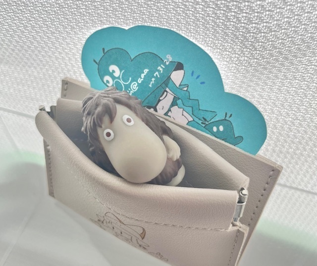 『フレンドサーモン柄』▶バネ口カードケース