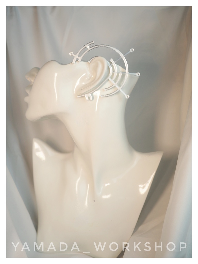 イヤーフック -知性の神-