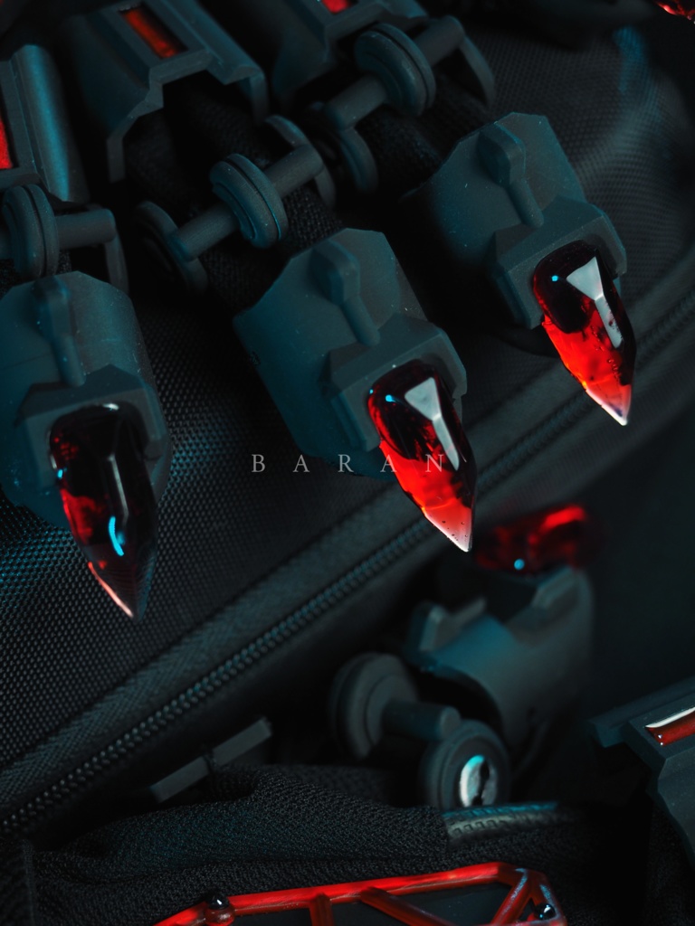 肉球義手製品版漆黒×クリアレッド両手セット