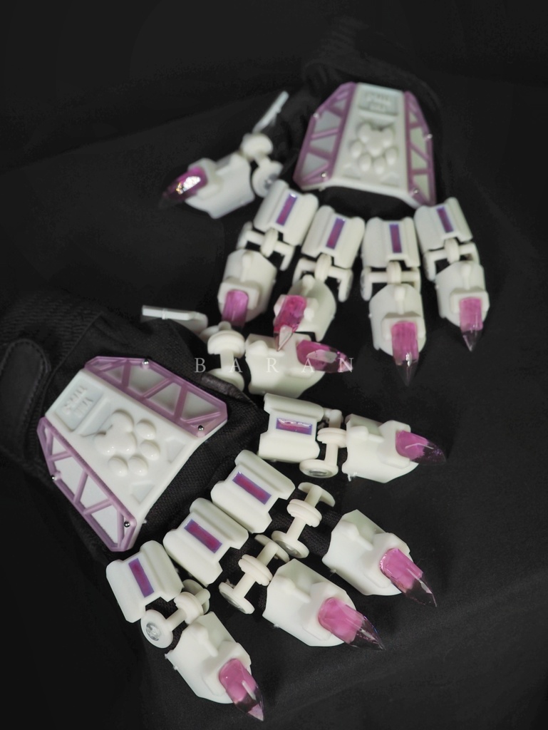 肉球義手限定カラーホワイト×ピンクパープル両手セット