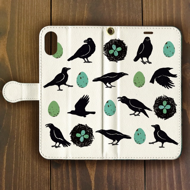 ハシボソガラス・ハシブトガラス【iPhone SE2・iPhone12対応】カラス・パターン・ホワイト 手帳型 スマホケース iPhone用【各機種あります】