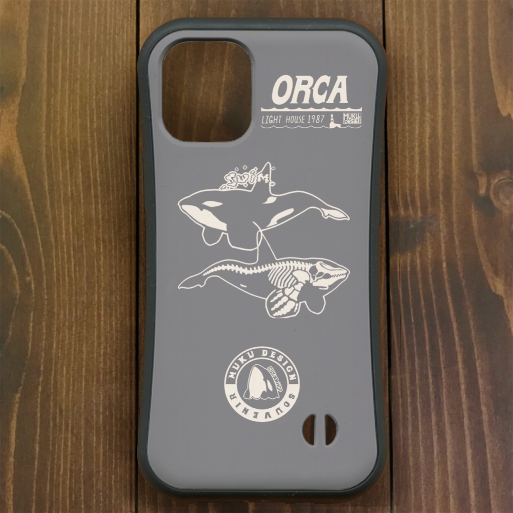 シャチ【iPhone14・iPhone15対応】オルカライトハウス サドルパッチグレー グリップケース iPhone用【各機種あります】