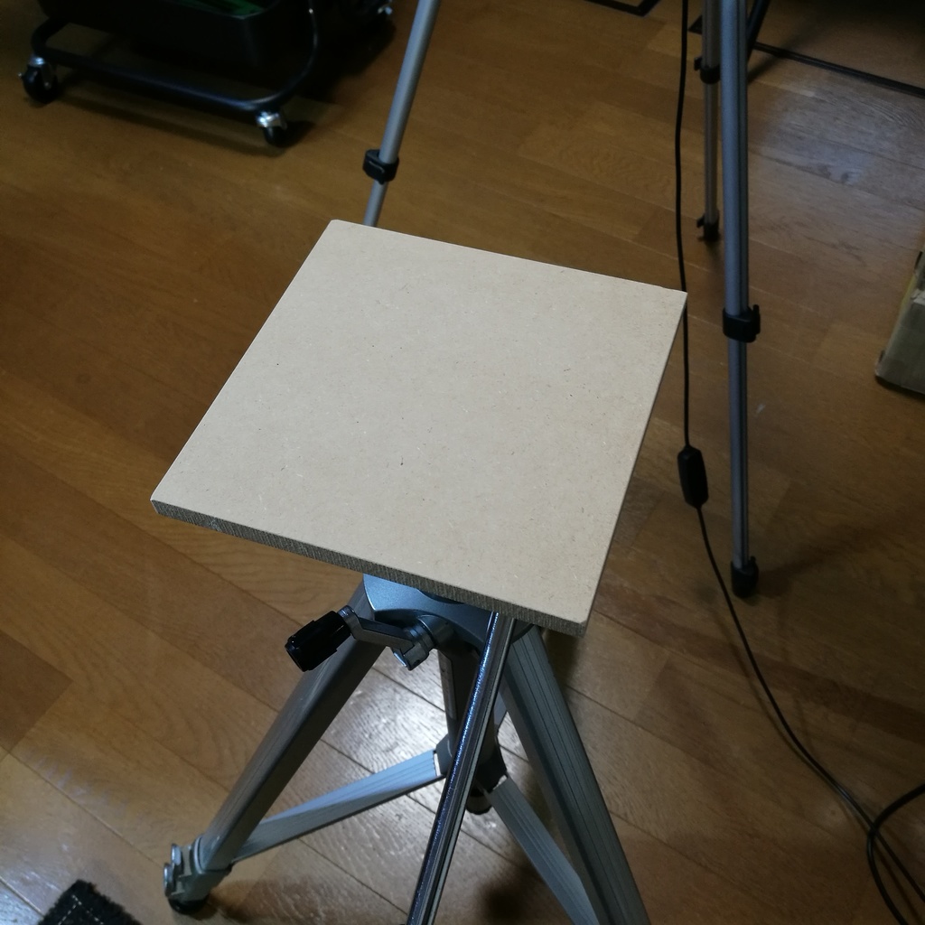 【ドールさん撮影】三脚用ステージ