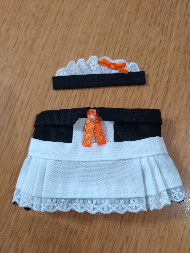 メイド服  オレンジリボンタイ🧡