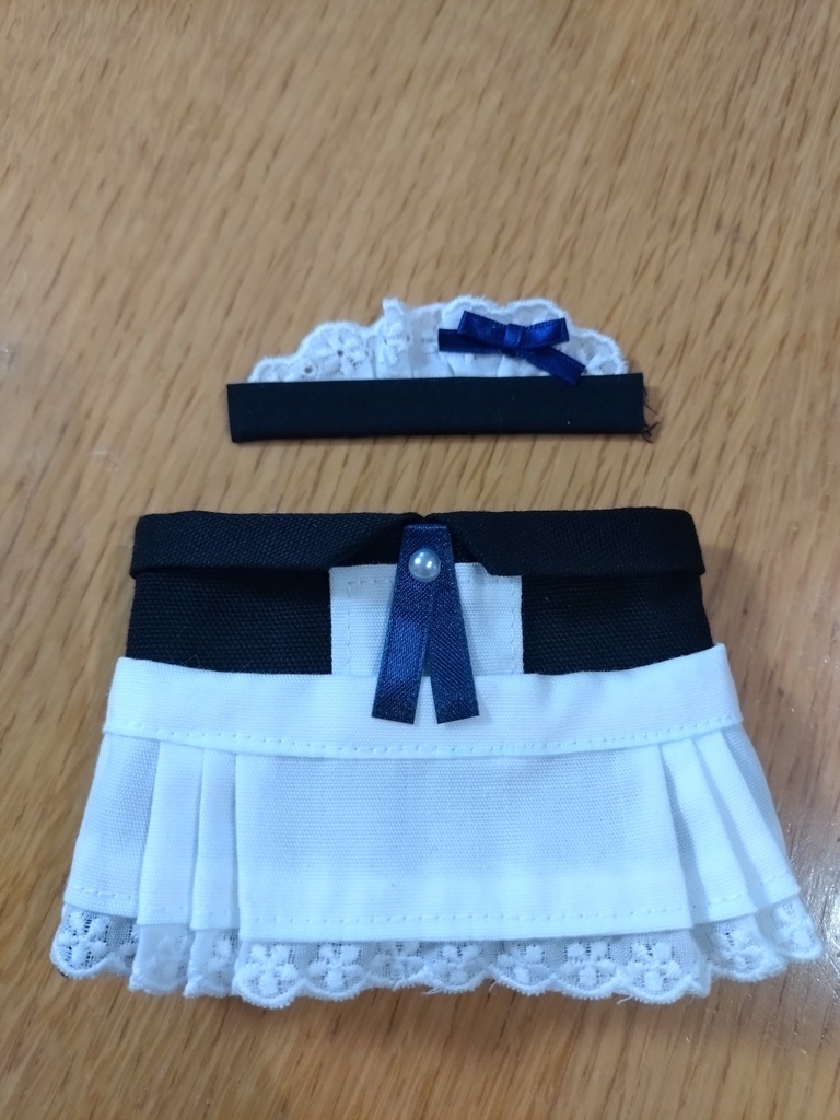 メイド服 ブルーリボンタイ💙