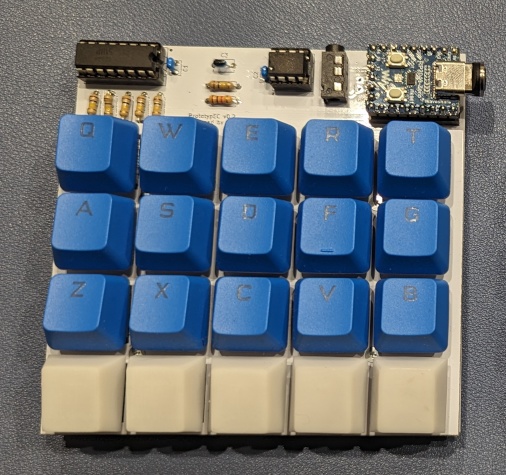 PrototypEC - 静電容量無接点方式自作キーボードキット