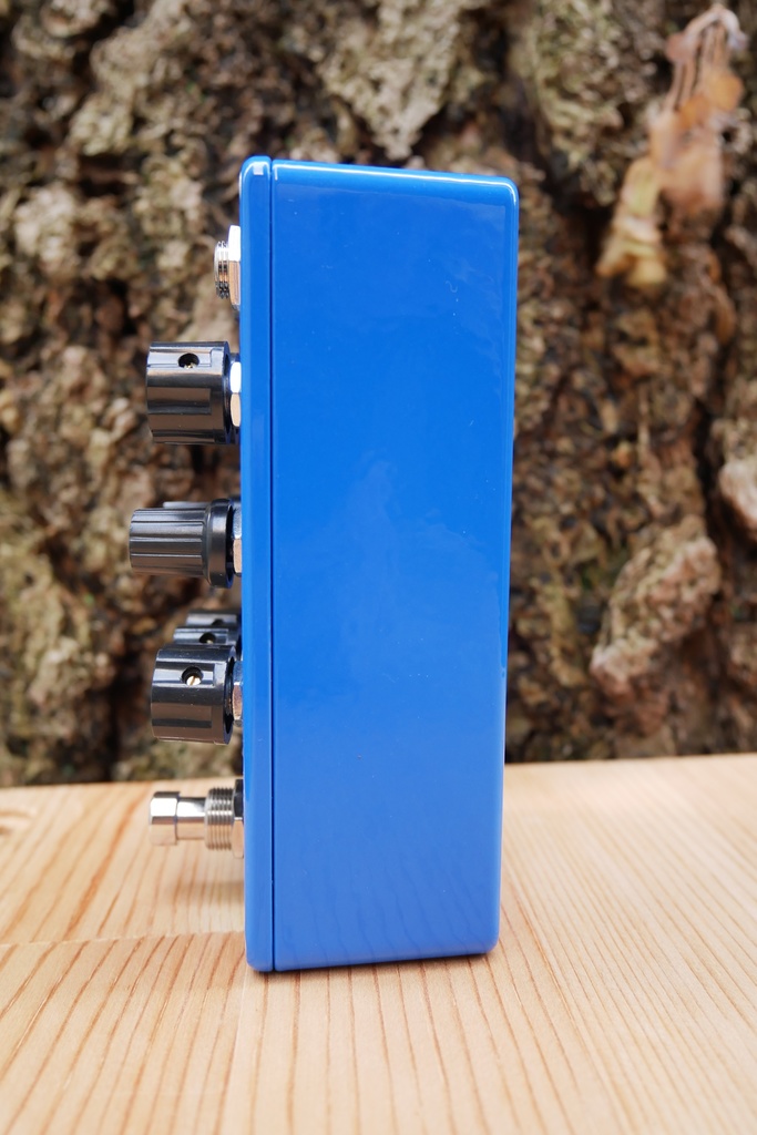 MST P-EQ (エレキギター/エレキベース用コンパクトイコライザー)