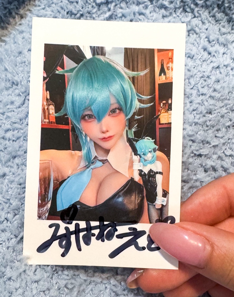 C107頒布シノン直筆サインチェキ風カード