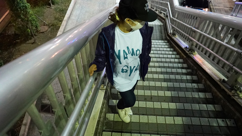 ビックロゴ「YAMOGYA」 Tシャツ