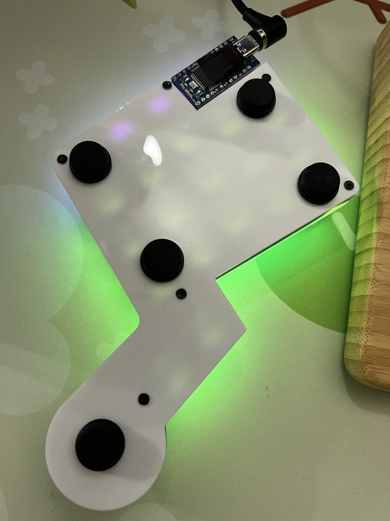 スクロールホイール搭載マクロパッド GUN-NUM