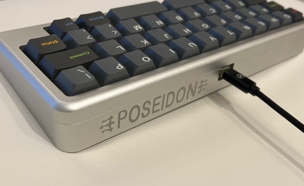 Poseidonケース互換基板 Trident40