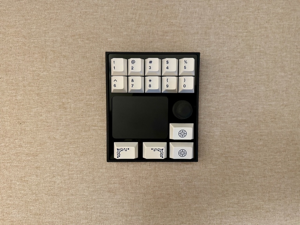 3本指ジェスチャー対応トラックパッド付き マクロパッド NumNum Bento