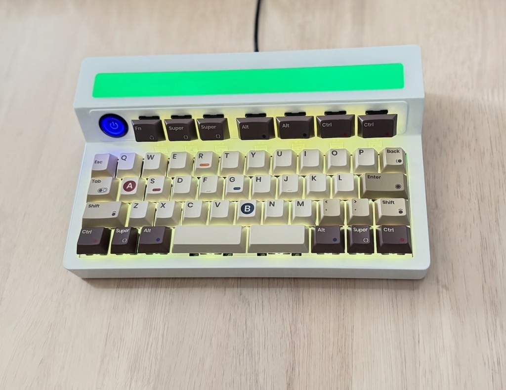 サイドタッチセンサー搭載箱型キーボード Ieneko-Box