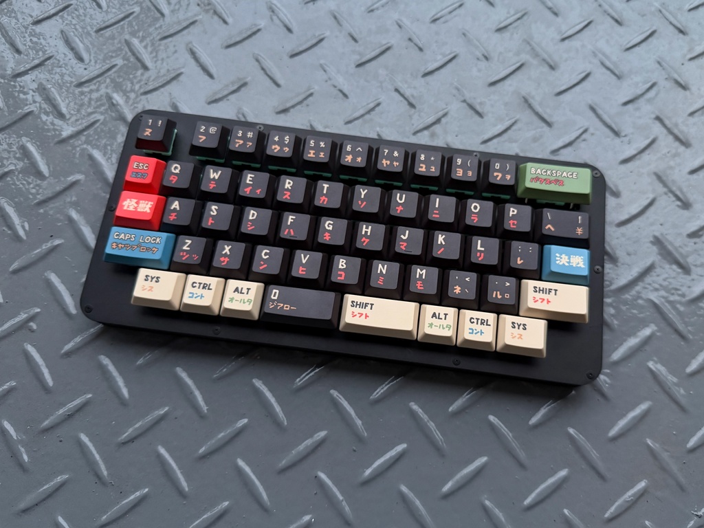 フルアルミ積層キーボード Ieneko54R