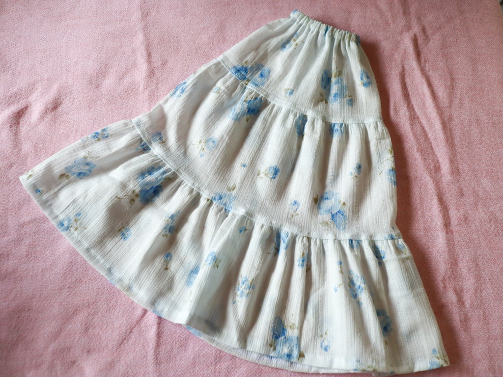 [OUTLET]60cmドールのティアードスカート　水色小花