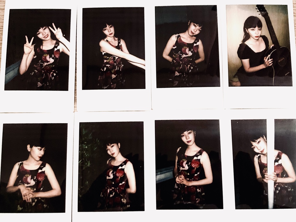 meu いちごワンピースチェキ