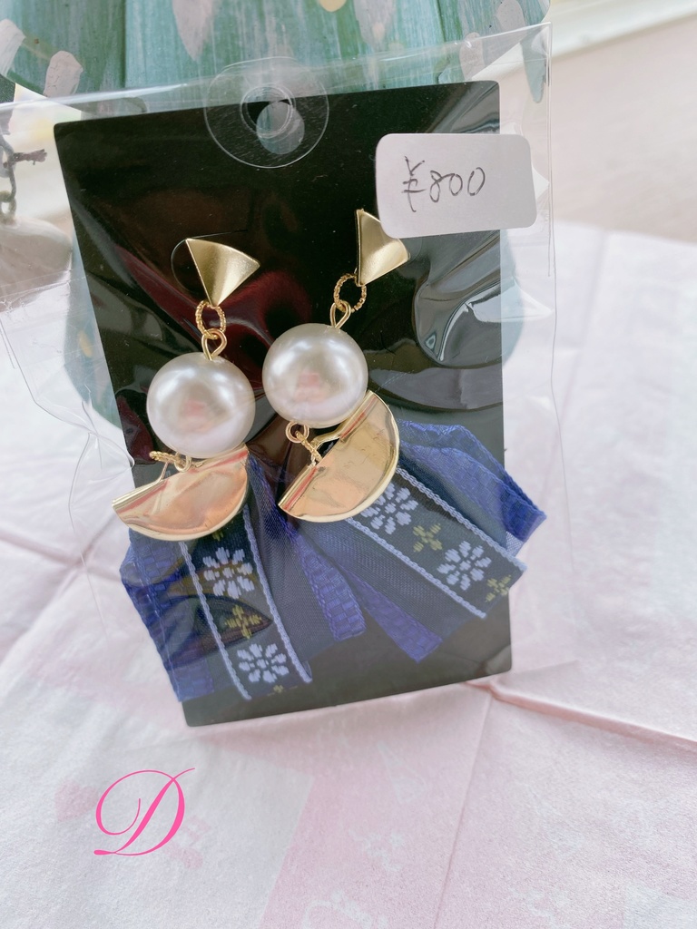 ハンドメイド ピアス