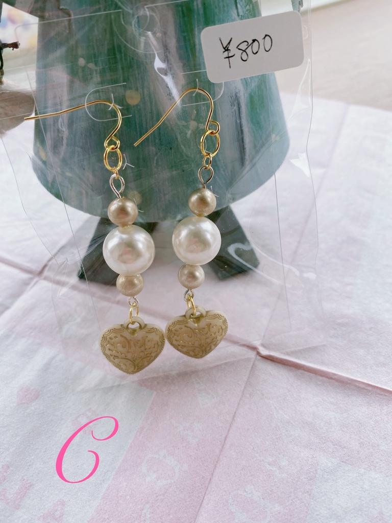 ハンドメイド ピアス