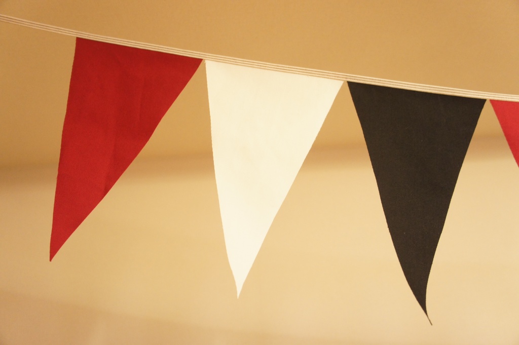 布ガーランド 290cn フラッグ 旗 結婚式 誕生日 パーティー キャンプ 飾り モダン