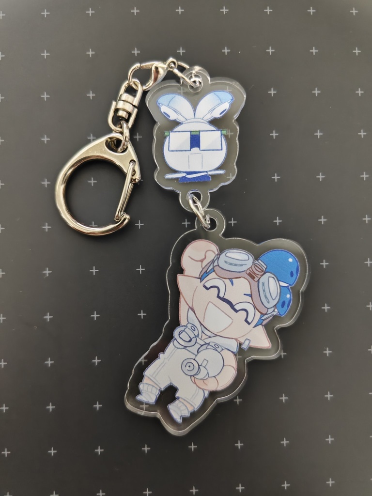 飛んだアクキー