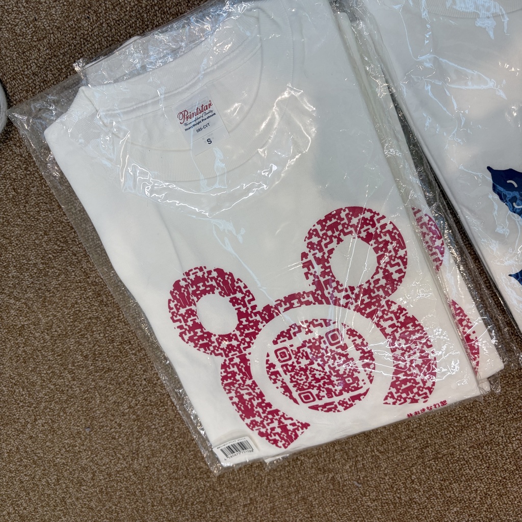 【ういの思い出グッズ】うい二次元コードTシャツ(Sサイズ)