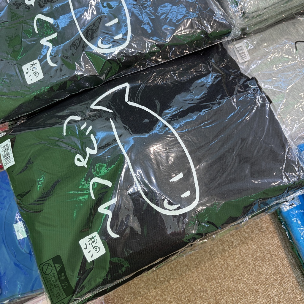 【ういの思い出グッズ】ぐるくんパーカーブラック【落書き】