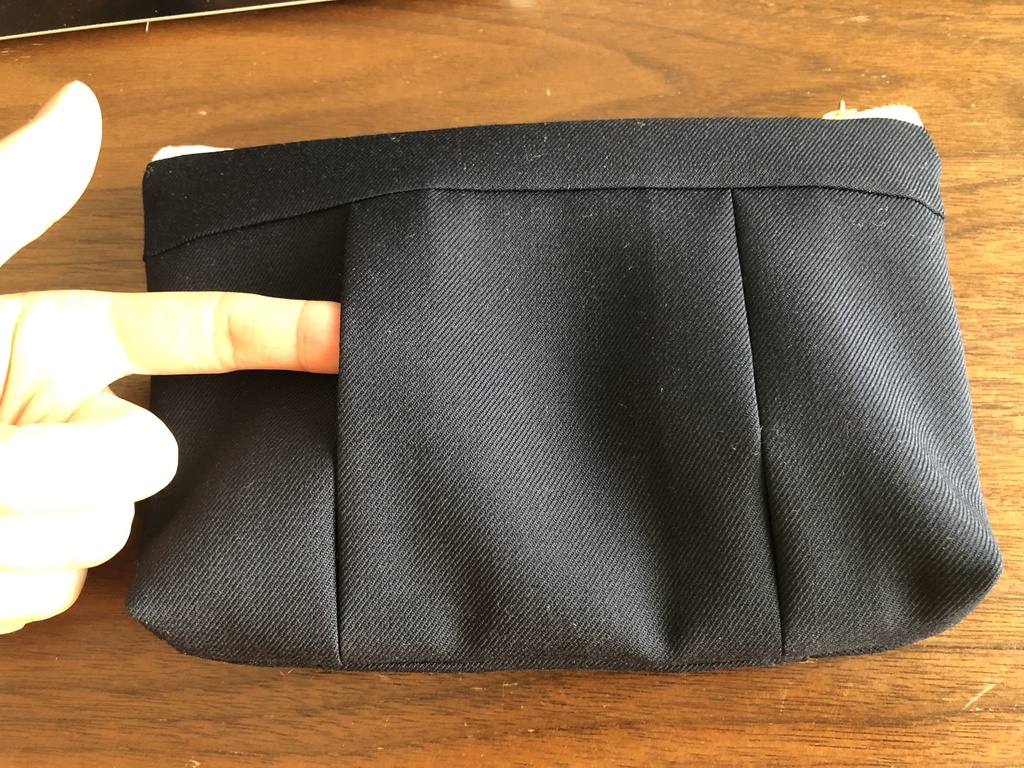 やがて君になる遠見東高校制服風ポーチ(春秋/2年生)