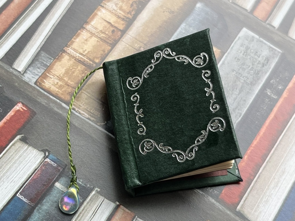 【豆本】草と花と竜のおはなし