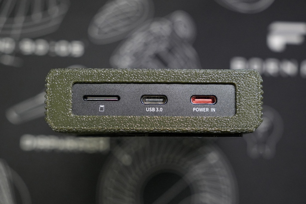 FIIO M33 R2R SPケース(ストラップホール付)