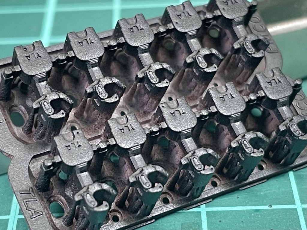 TLA(T社機関車用):マルチナックルカプラー(改)