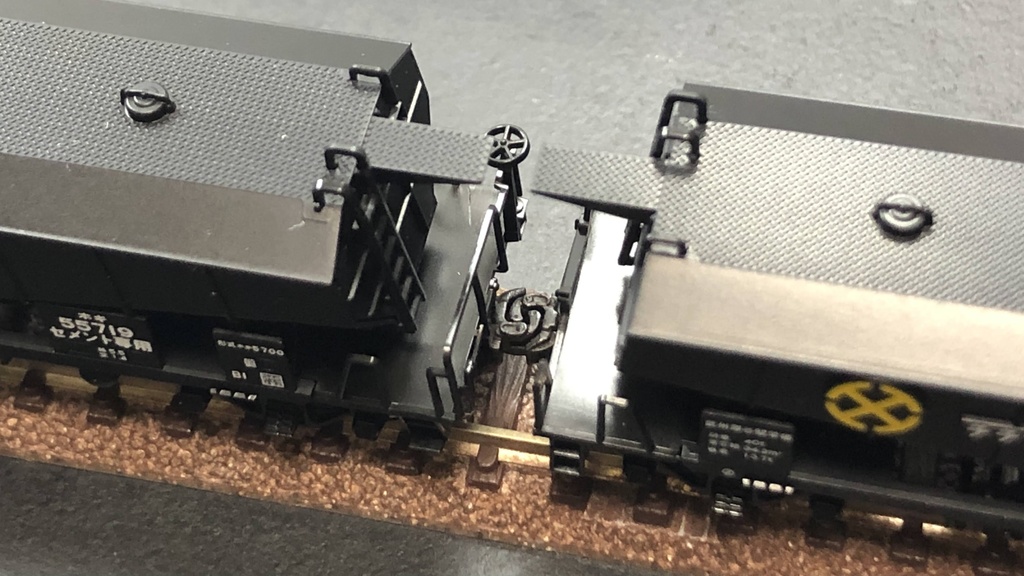 SSS(一部ボギー車向け):マルチナックルカプラー(改)