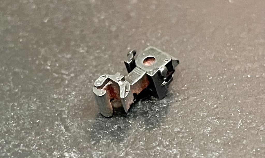 TLC(T社F級機関車台車マウント用):マルチナックルカプラー(改)