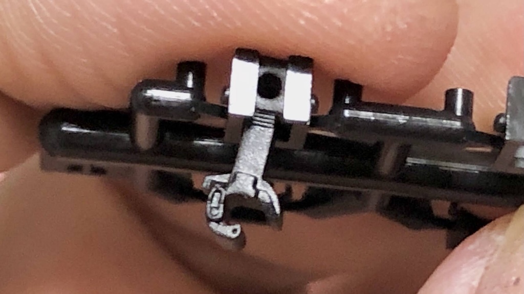 TLC(T社F級機関車台車マウント用):マルチナックルカプラー(改)