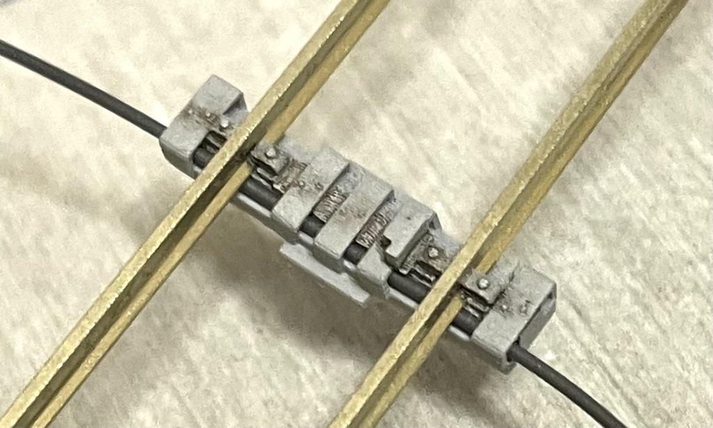 ケーブル防護用切り欠き枕木(5本セット)Nゲージ