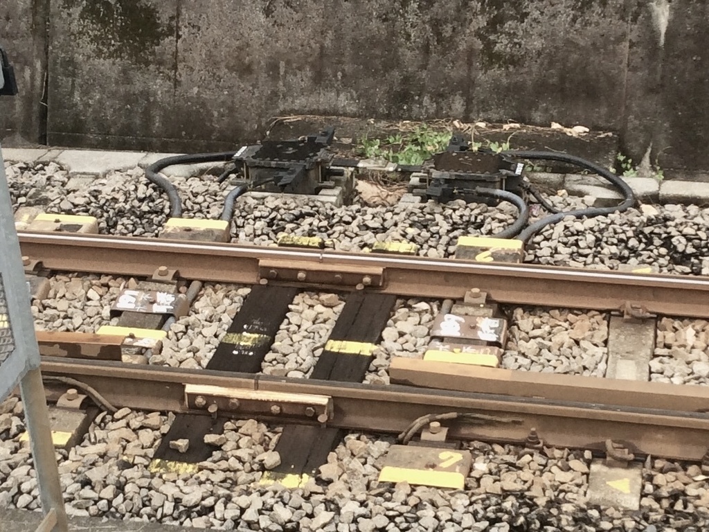 ケーブル防護用切り欠き枕木(5本セット)Nゲージ