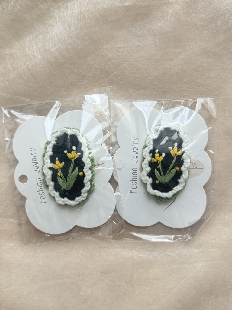 ハンドメイド　ヘアピン　ヘアクリップ