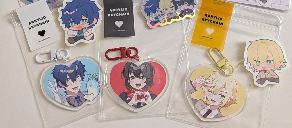 【非公式】ハートアクリルキーホルダー