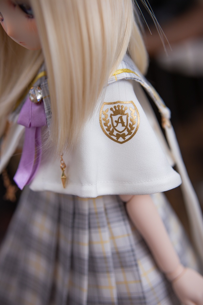 1MDD(S .M.L胸)もちあしsize AzukiMilk学園中等部魔法学科制服
