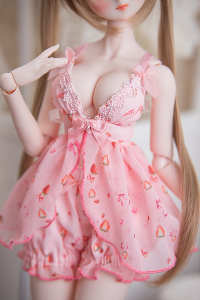 DD(M .L胸)DDS(M .L胸)サイズ ストロベリーリボンナイトウェア