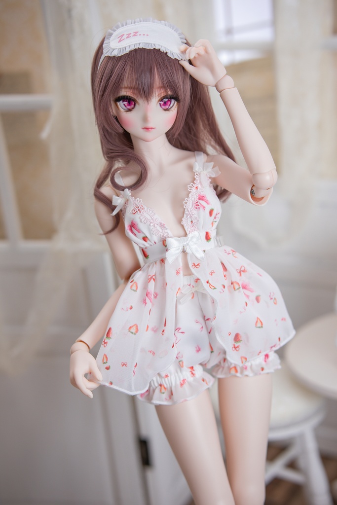 DD(M .L胸)DDS(M .L胸)サイズ ストロベリーリボンナイトウェア