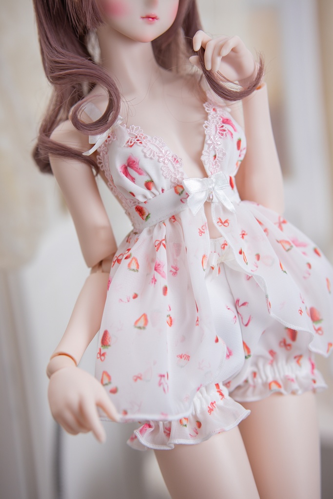 DD(M .L胸)DDS(M .L胸)サイズ ストロベリーリボンナイトウェア