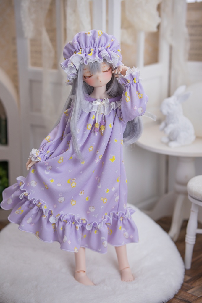 MDDサイズ 羊と月と星のナイトウェア