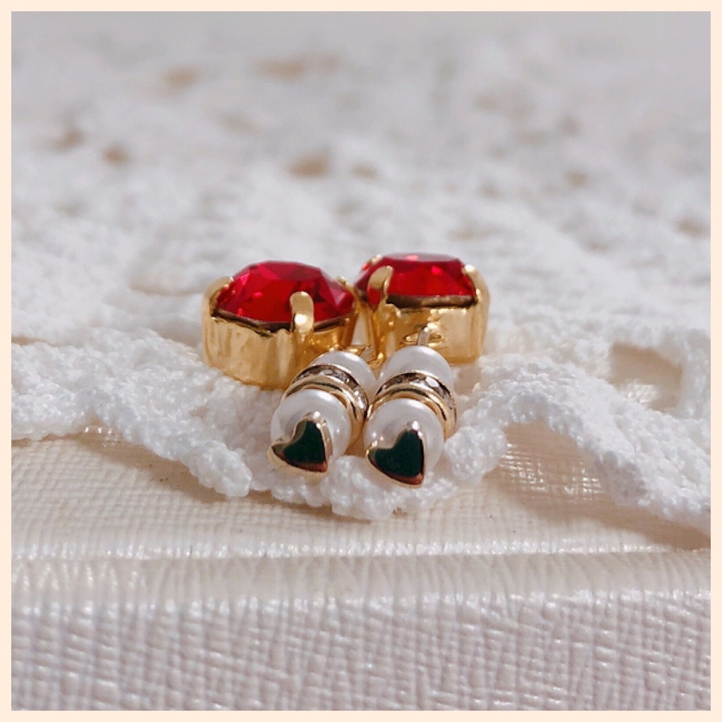 エース&デュースイメージピアス