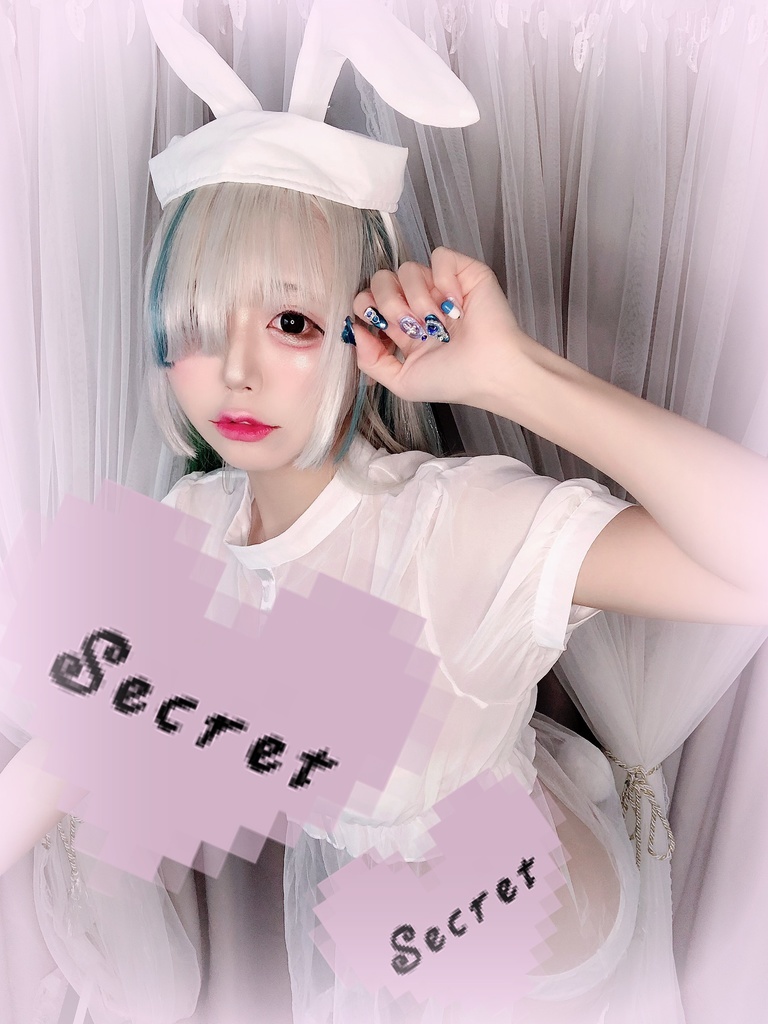 うさぎグラビア風チェキ