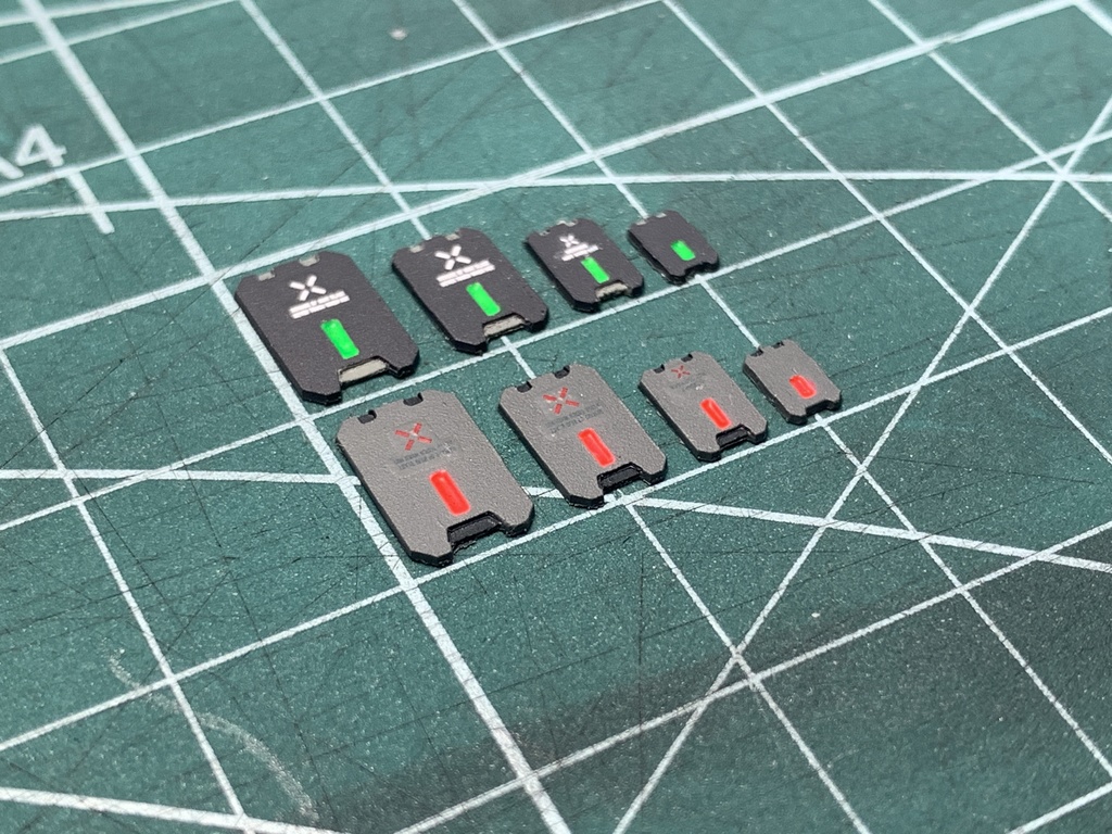 ハッチモールドパーツ① ガンプラ プラモデル 1/144 1/100 改造 改修カスタム用 ディテールアップパーツ 0.5mmプラ板