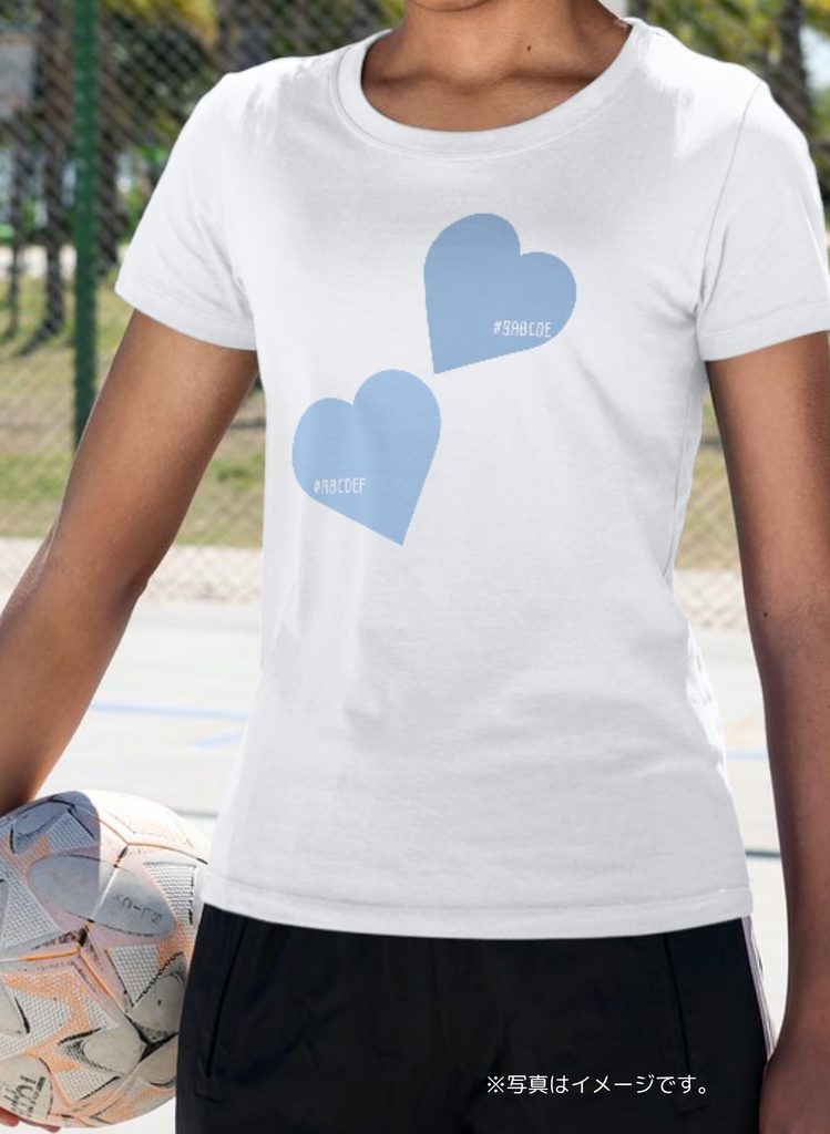 16進数でできた青いハートTシャツ